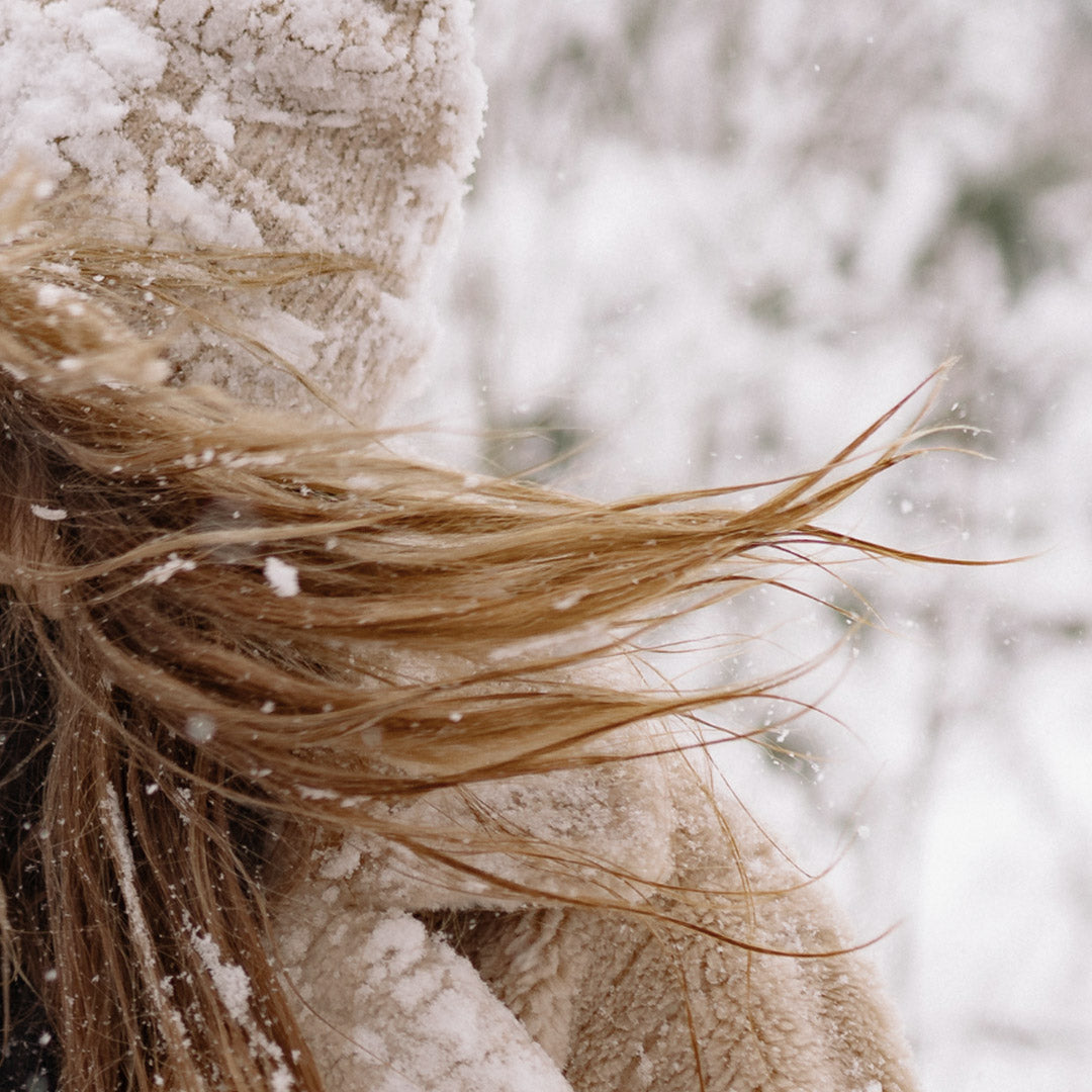 Come prendersi cura dei capelli in inverno